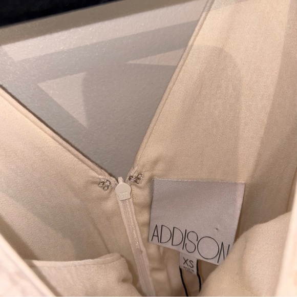 Addison Cream Tiered Ruched Halter Top XS - Picture 11 of 11